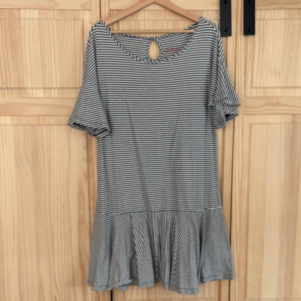 Vineyard Vines Navy and White Striped Dress